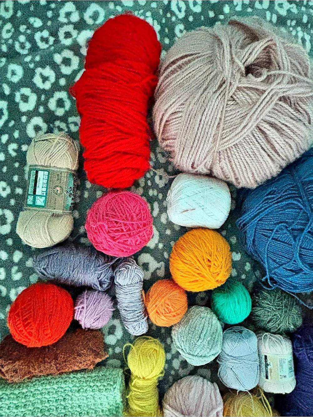 Multicolor Yarn Craft Lot - Picture 16 of 16